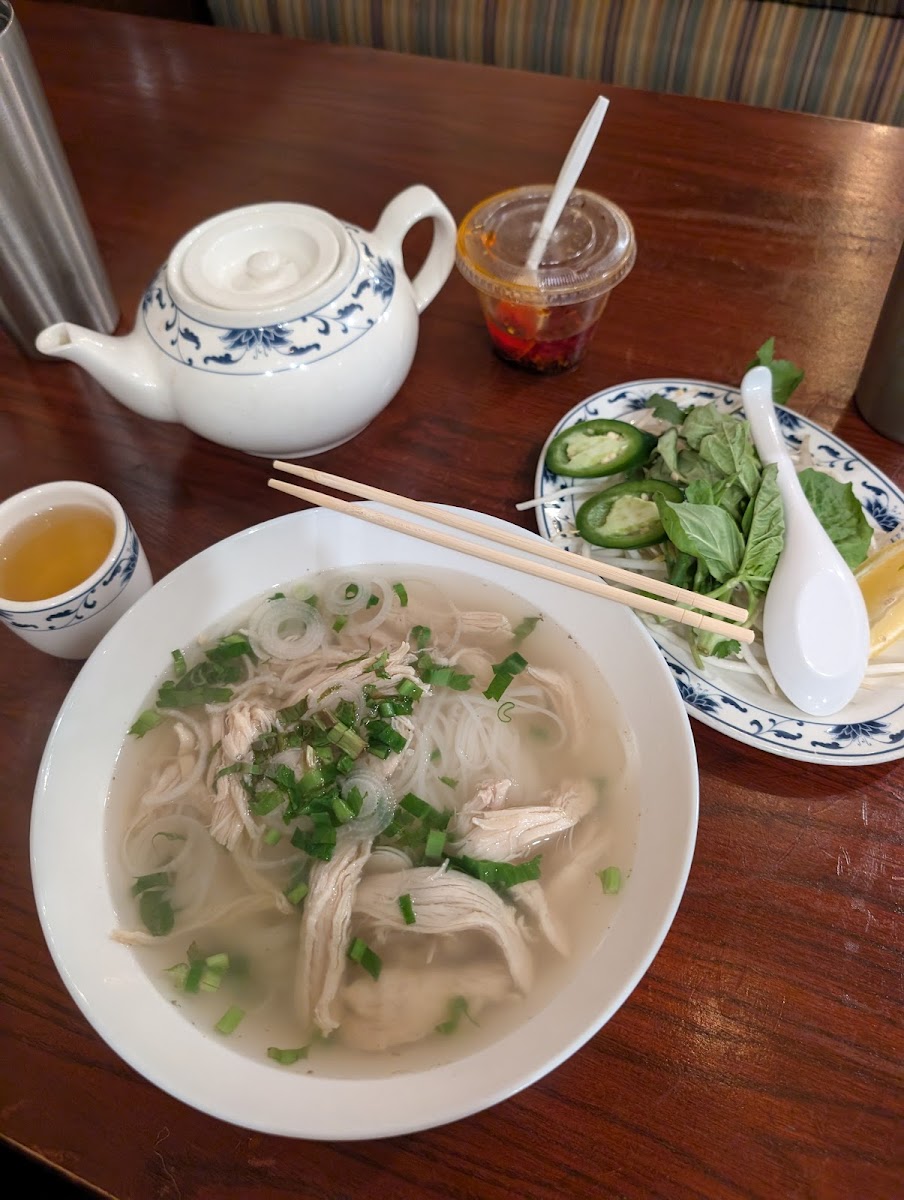 Binh Minh Vietnamese Restaurant Photos 2